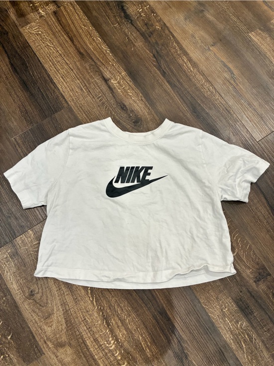 Nike Other - Nike White Cropped Tee with Black Swoosh Girls XL